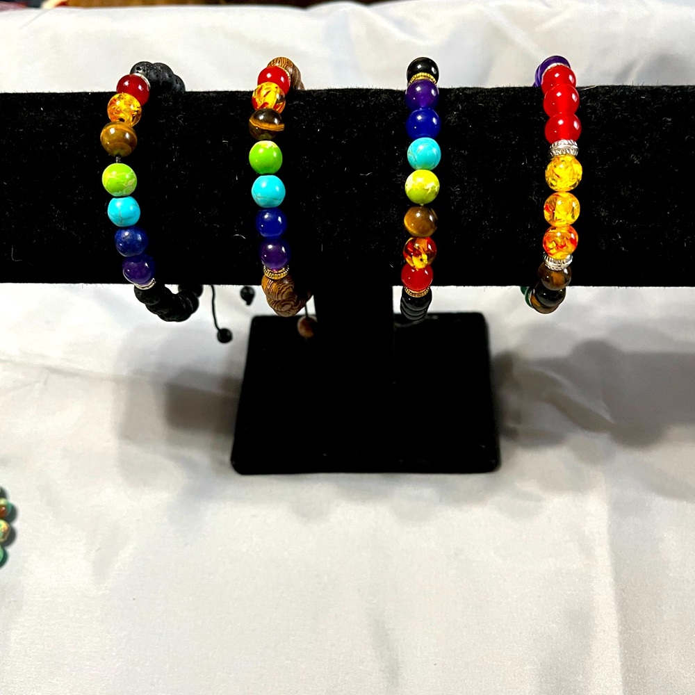 Natural stone and volcano seven chakra bracelets 8mm (4)